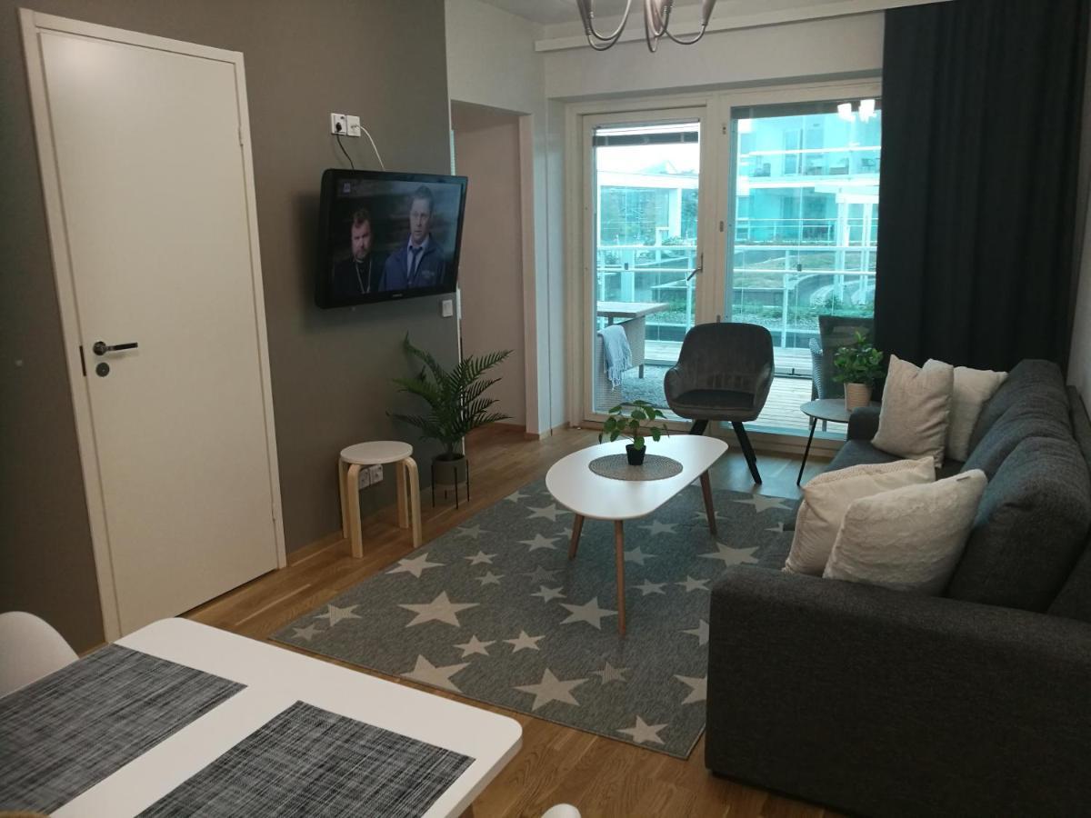 Starhomes Double Lux 8 오울루 외부 사진