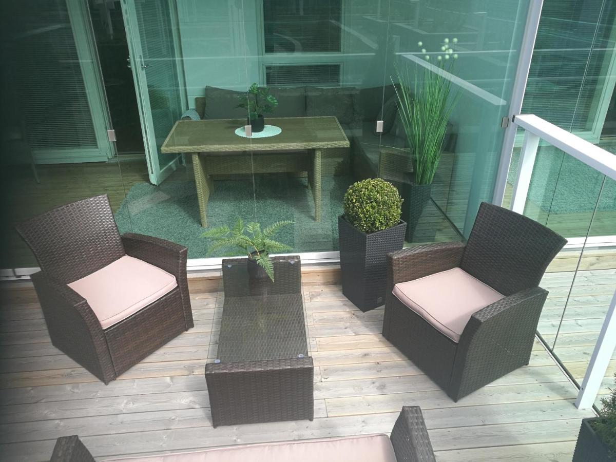 Starhomes Double Lux 8 오울루 외부 사진