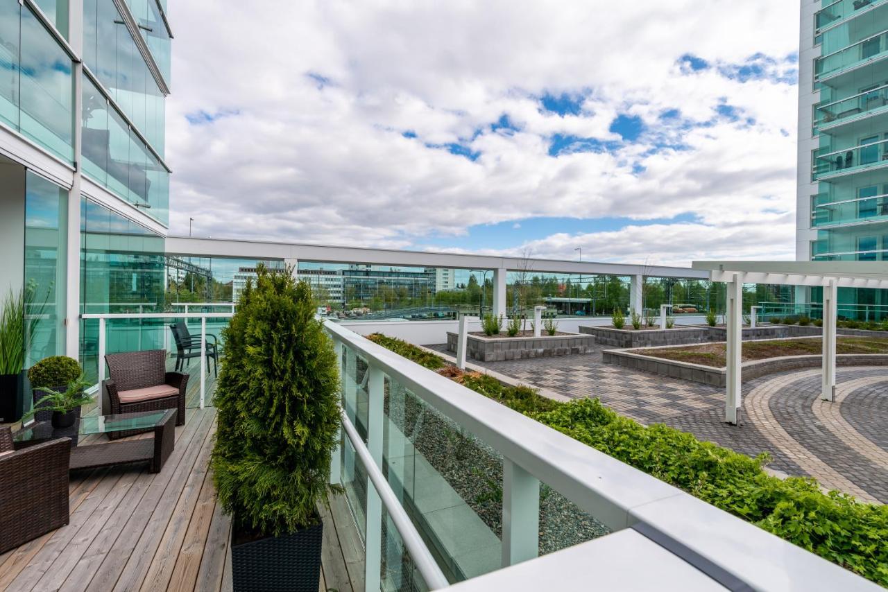 Starhomes Double Lux 8 오울루 외부 사진